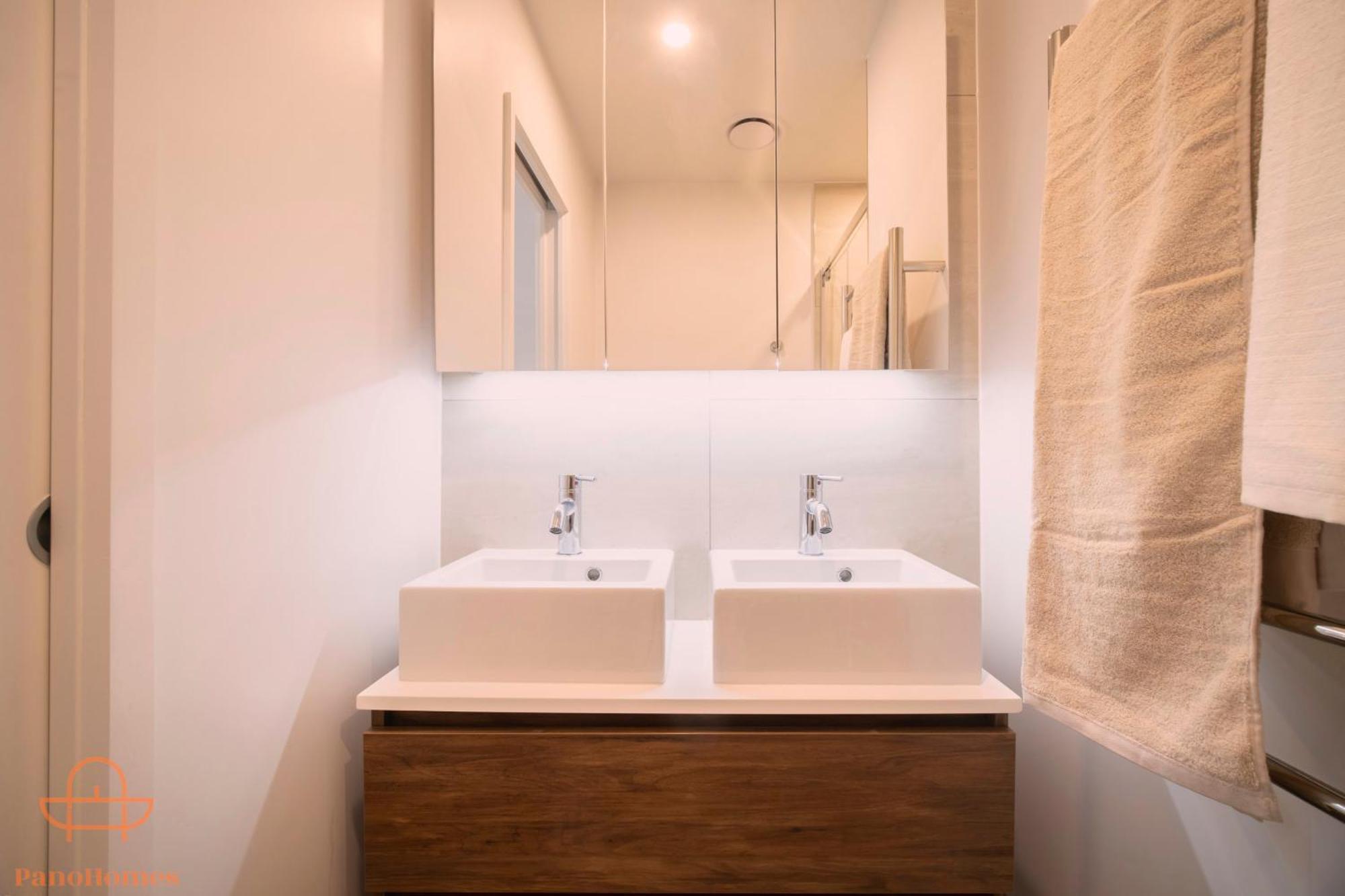 Modern Townhouse Close To City With Full Kitchen - Ellerslie Όκλαντ Εξωτερικό φωτογραφία