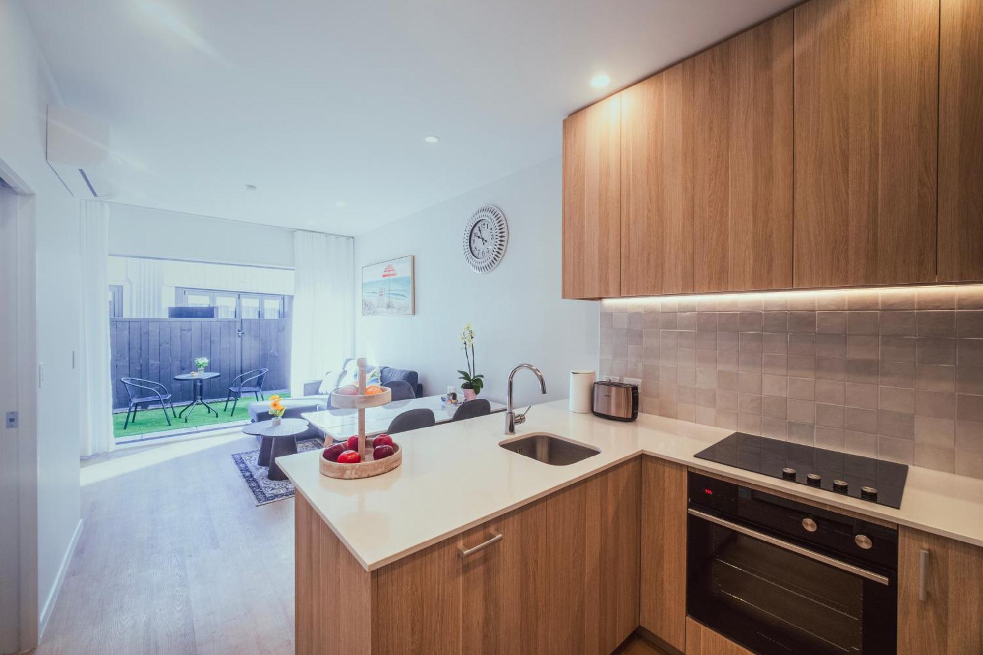 Modern Townhouse Close To City With Full Kitchen - Ellerslie Όκλαντ Εξωτερικό φωτογραφία